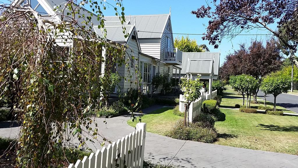 溪流小屋住宿加早餐旅馆 特拉拉尔根 外观 照片